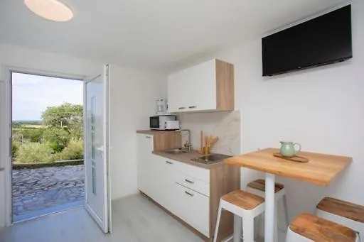 Mati Apartment Labin